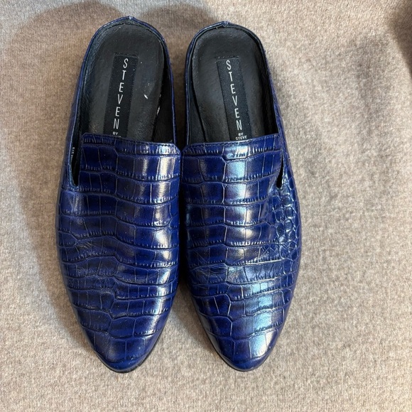 STEVE MADDEN Sz 6.5 Blue Crocodile Pattern Slip On Pointy Toe Leather Mules - Picture 3 of 8